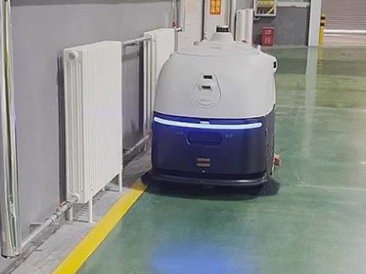工業(yè)清潔別再 “碰運氣”！坦力自動洗地機器人來 “開路”