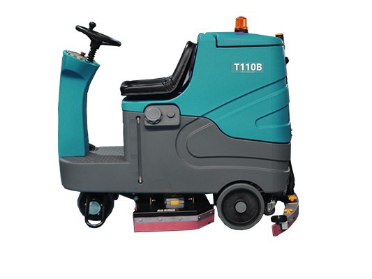 洗地效率大翻身！坦力工業(yè)駕駛洗地機立下汗馬功勞